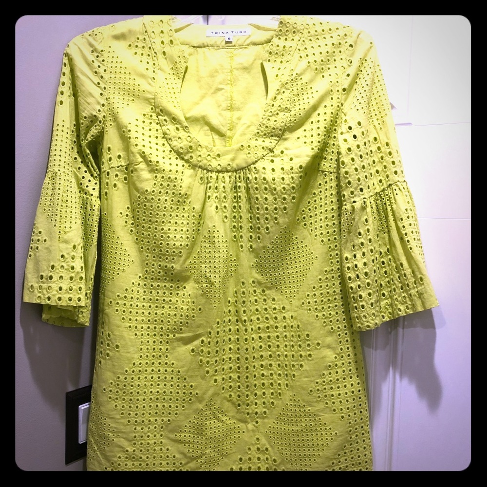 🔥 Hot little number Trina Turk Size 6